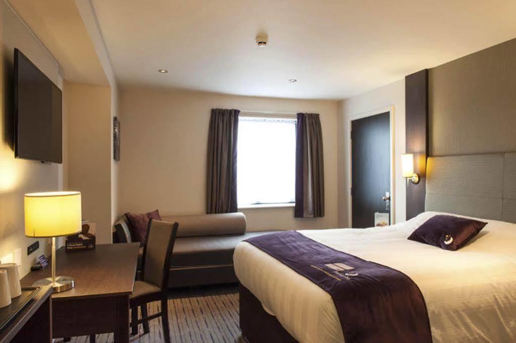 Premier Inn Stoke-On-Trent Exteriér fotografie