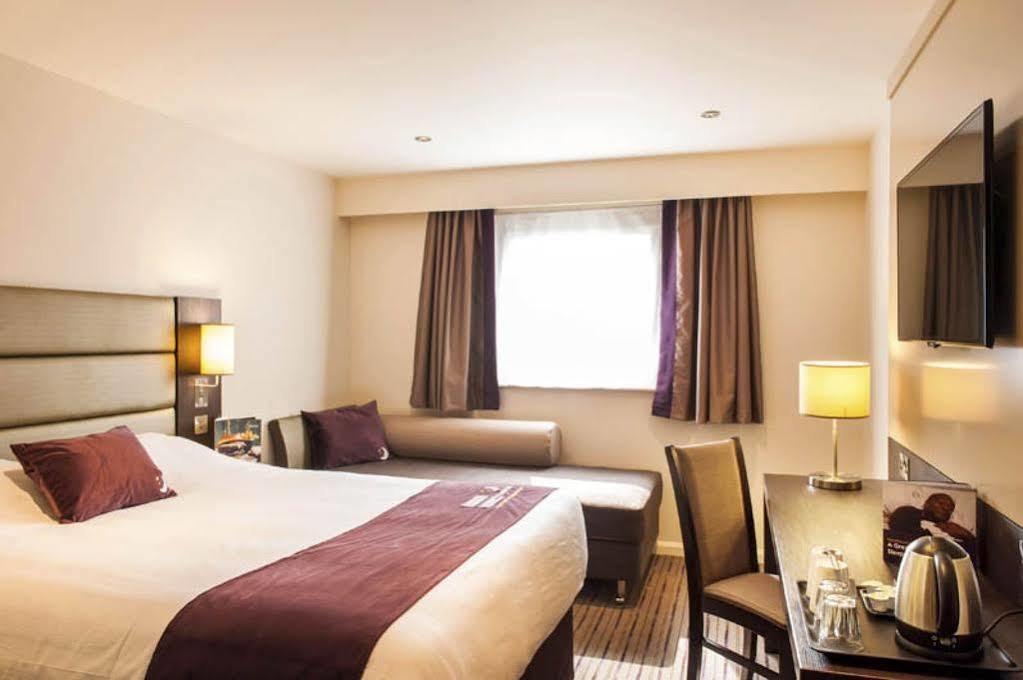 Premier Inn Stoke-On-Trent Exteriér fotografie